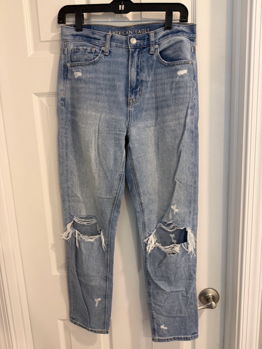 AE Distressed Mom Jeans - Light Wash